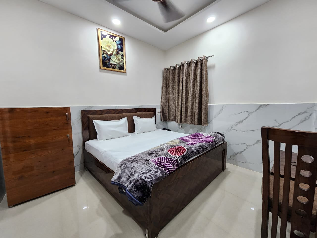 Hotel Restaurant Jammu Dining